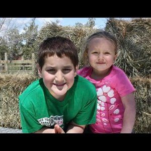 Meet your Posher, Devan